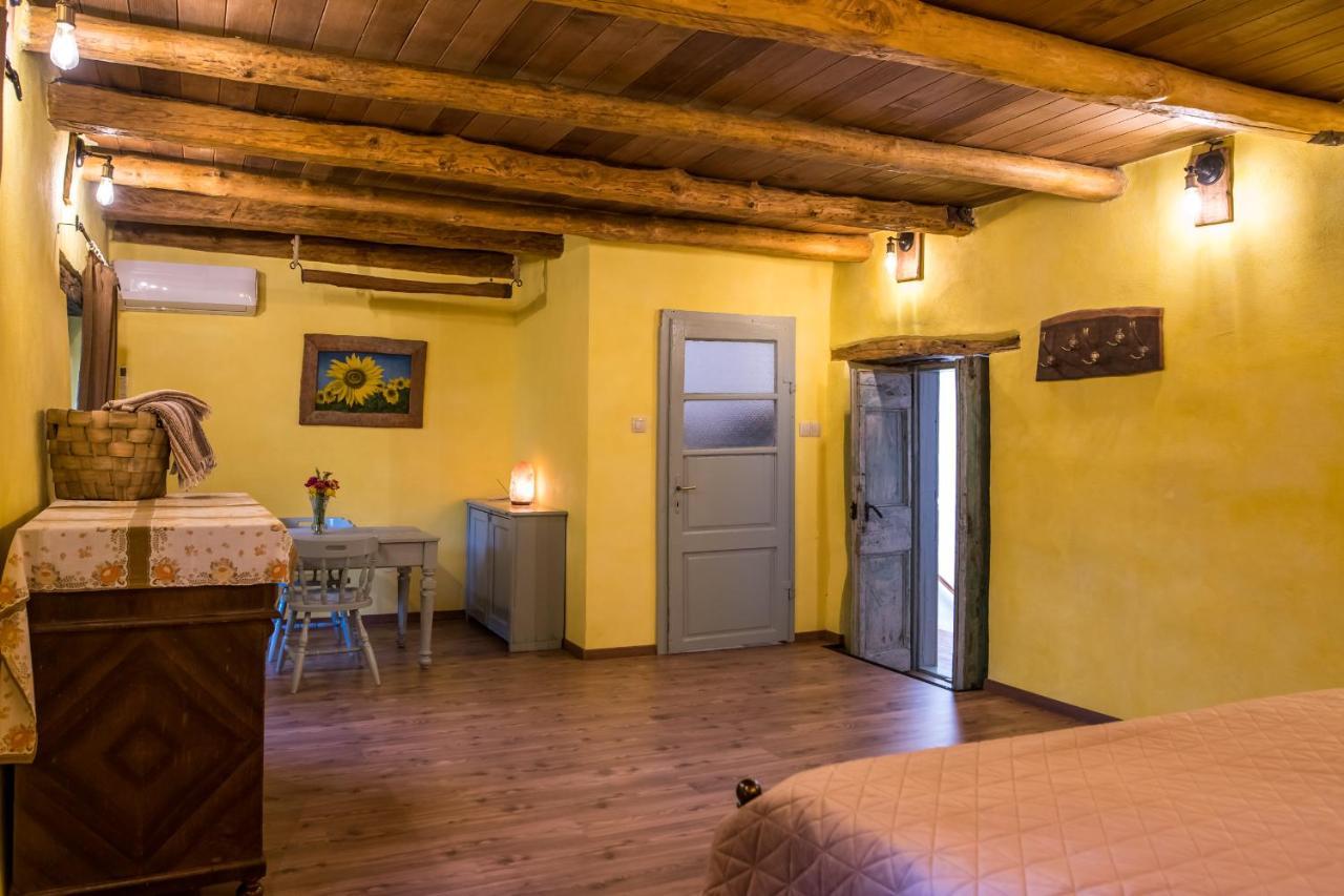 Seki Sest Villa Socerga Exteriör bild